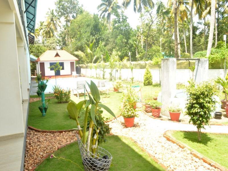 Lilypad Resort Varkala Luaran gambar